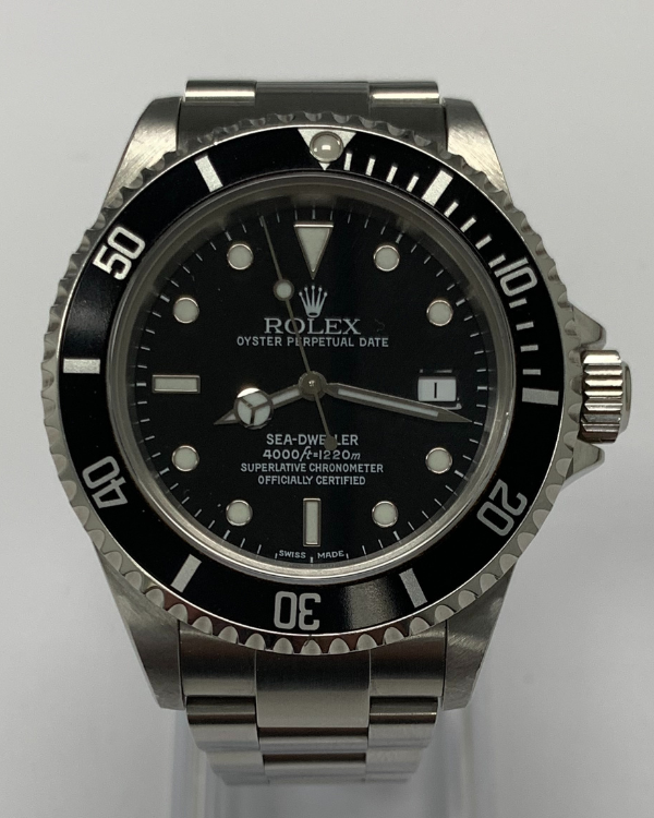 Rolex Sea-Dweller 4000 40MM Black Dial Steel Bracelet (16600)