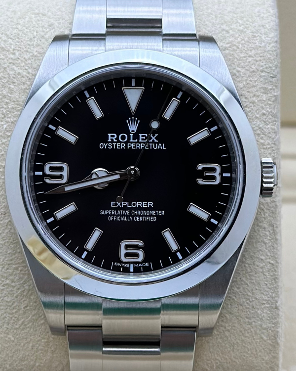 2017 Rolex Explorer 39MM Black Dial Oystersteel Bracelet (214270)