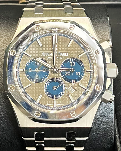 Audemars Piguet Royal Oak Chronograph Limited Edition Of 500 41MM Grey Dial Steel Bracelet (26331IP)