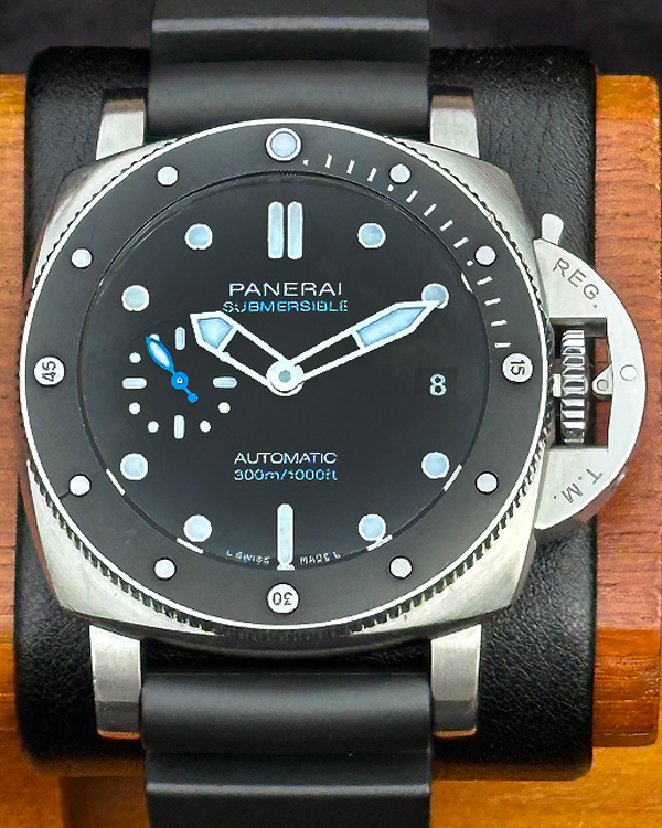 No Reserve- 2021 Panerai Luminor Submersible 42MM Black Dial Rubber Strap (PAM00683)