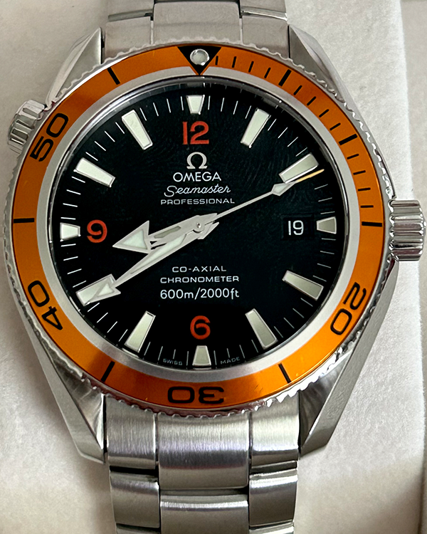 No Reserve - 2011 Omega Seamaster Planet Ocean 42MM Black Dial Steel Bracelet (2209.50.00)