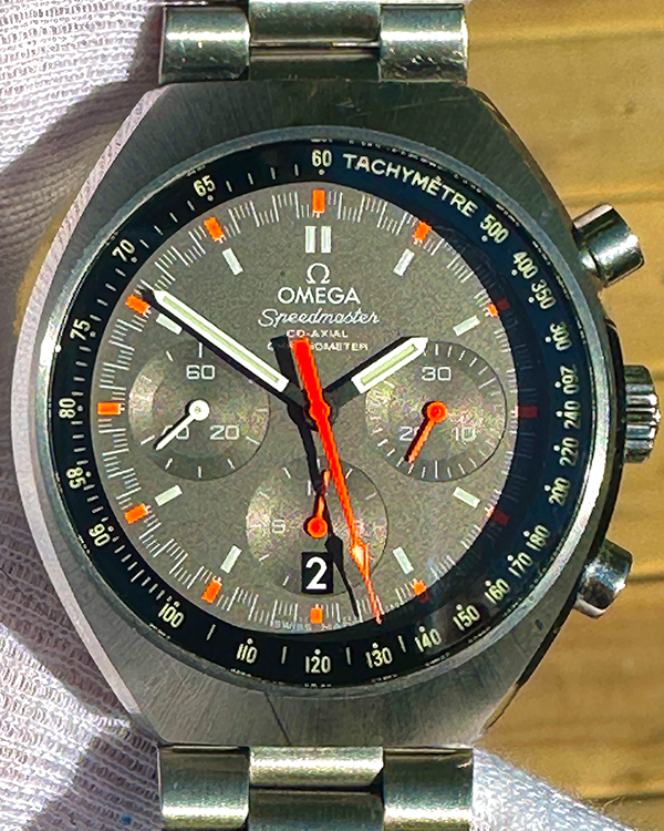 No Reserve - Omega Speedmaster Mark II 42.4MM Grey Dial Steel Bracelet (327.10.43.50.06.001)