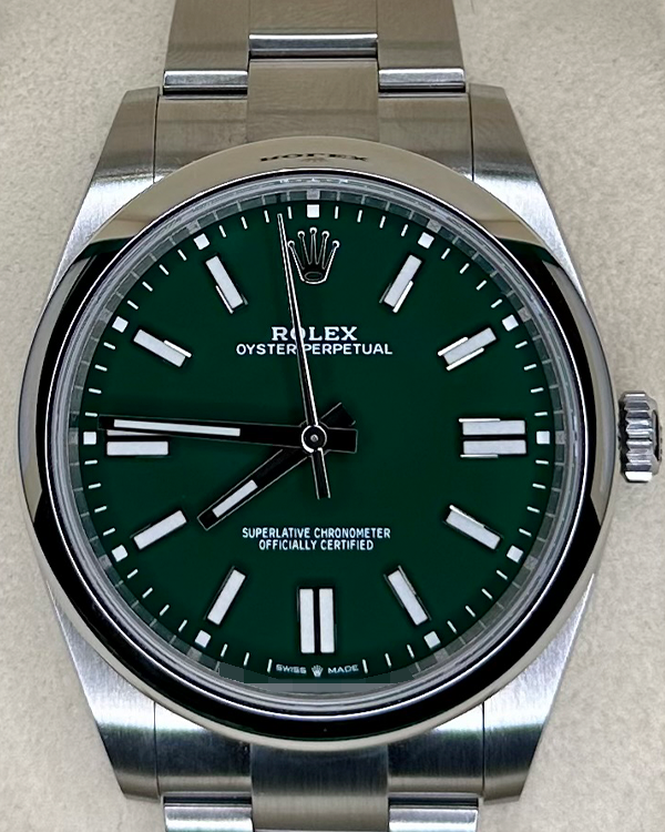 2021 Rolex Oyster Perpetual 41MM Green Dial Oyster Bracelet (124300)