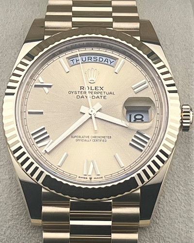 2024 Rolex Day-Date 40MM President Bracelet Yellow Gold Champagne Dial (228238)