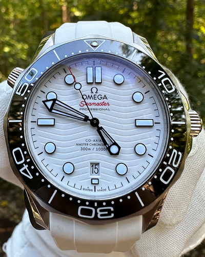 2024 Omega Seamaster Diver 300M 42MM White Dial Aftermarket Rubber Strap (210.32.42.20.04.001)