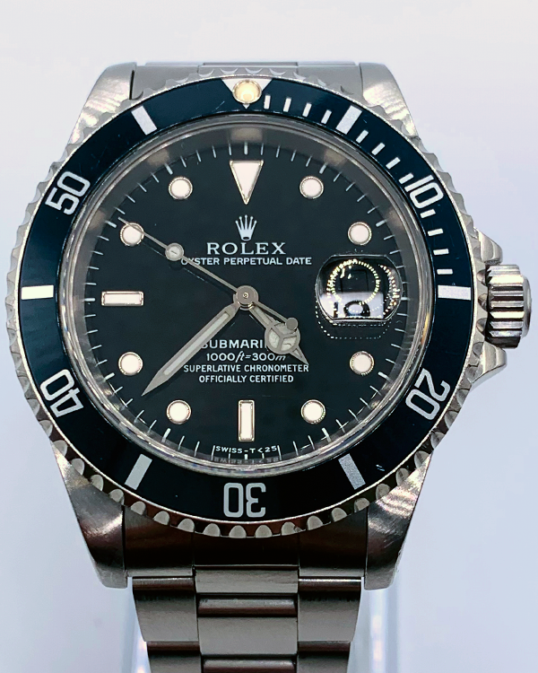 Rolex Submariner Date 40MM Black Dial Oyster Bracelet (16610)