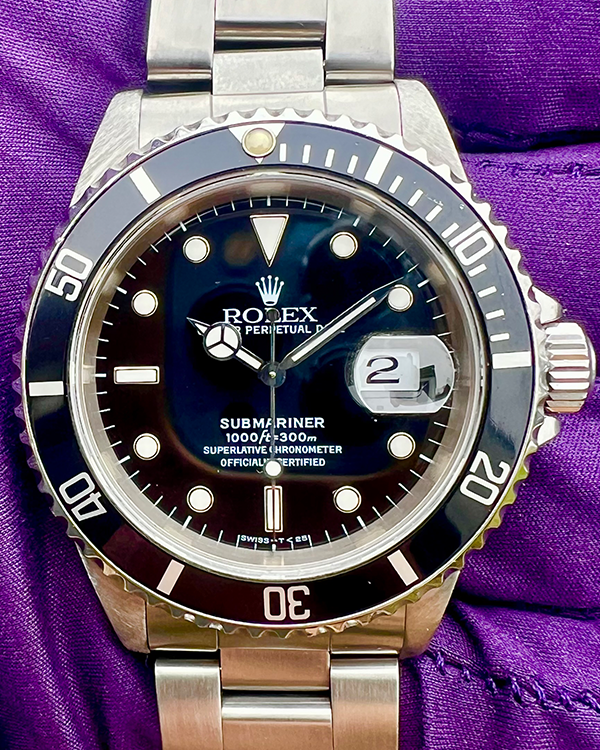 1998 Rolex Submariner Date 40MM Black Dial Oyster Bracelet (16610)