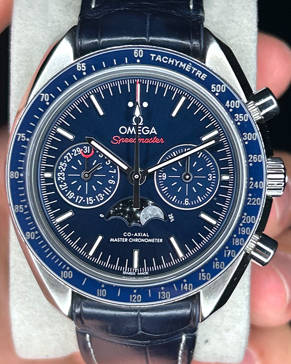 Omega Speedmaster Professional Moonwatch Moonphase Steel Blue Dial (304.33.44.52.03.001)