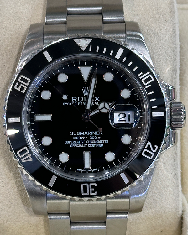 Rolex Submariner Date 40MM Black Dial Oyster Bracelet (116610)