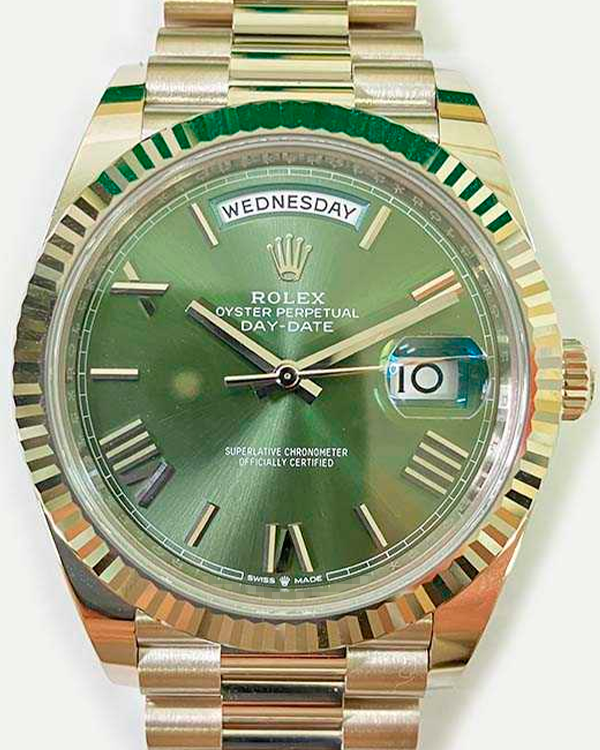 2023 Rolex Day-Date 40MM White Gold Olive-Green Dial President Bracelet (228239)