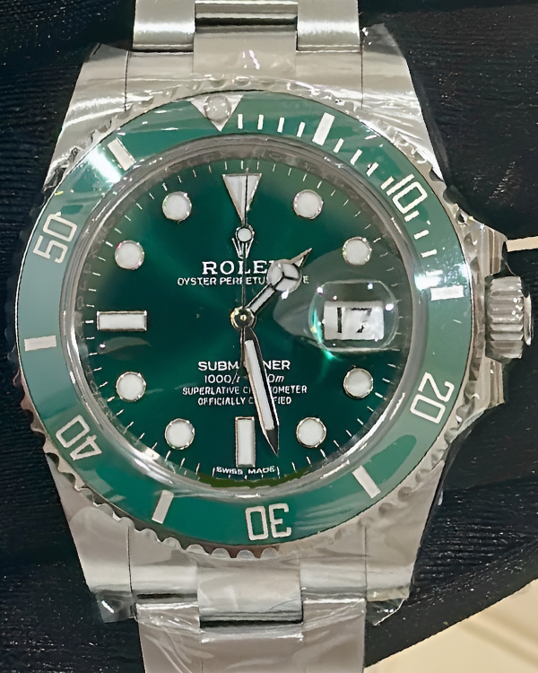 Rolex Submariner Date “Hulk” 40MM Green Dial Oyster Bracelet (116610LV)