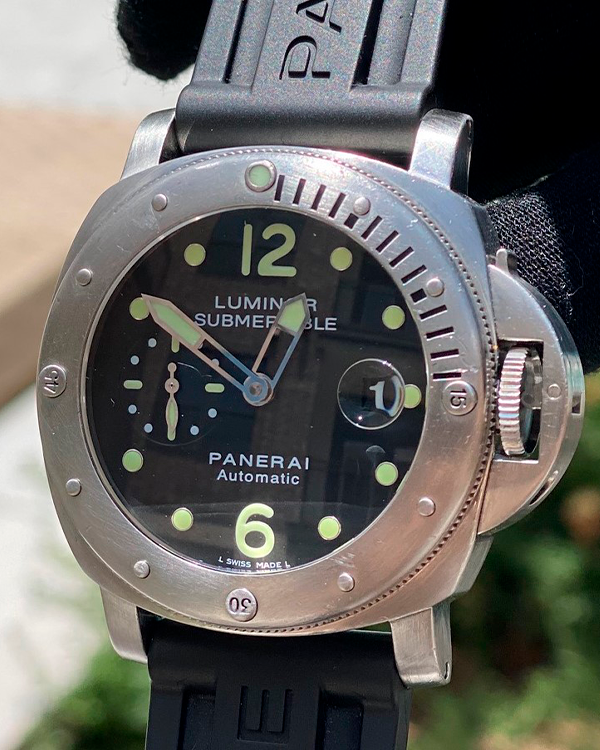 2008 Panerai Luminor Submersible Steel Black Dial (PAM00024)