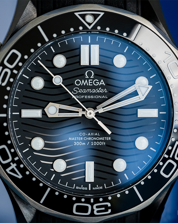 2022 Omega Seamaster Diver 300 M Ceramic Black Dial (210.92.44.20.01.001)