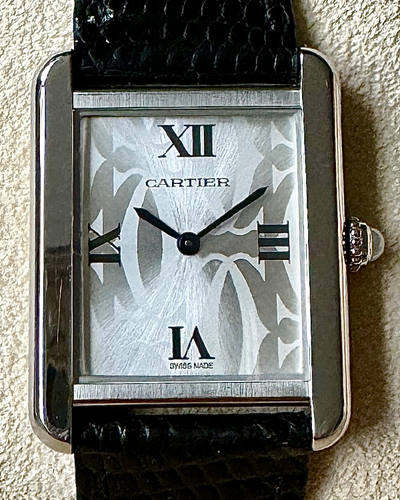 No Reserve - Cartier Tank Solo 24X31MM Quartz  Silver Dial Leather Strap (2716)