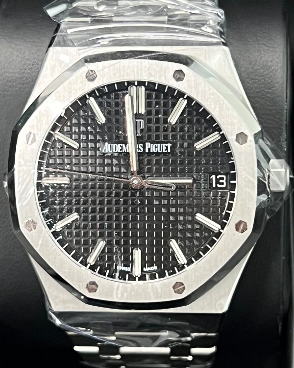 Audemars Piguet Royal Oak 41MM Black Dial Steel Bracelet (15500ST.OO.1220ST.03)