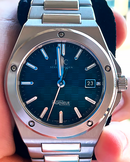 2023 IWC Schaffhausen Ingenieur Automatic 40MM Aqua Dial Steel Bracelet (IW328903)