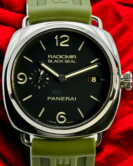 Panerai Radiomir Black Seal 3 Days 45MM Black Dial Rubber Strap