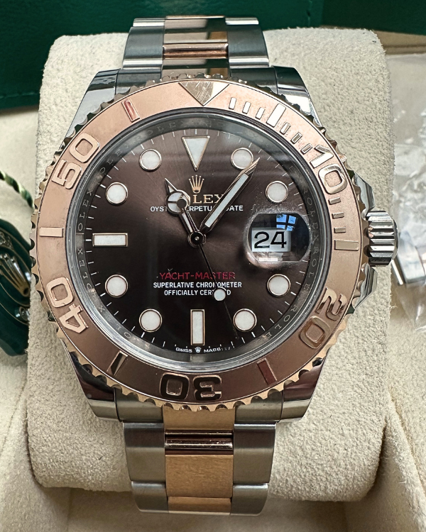 No Reserve - 2020 Rolex Yacht-Master 40 Everose Gold/Oystersteel Chocolate Dial (126621)