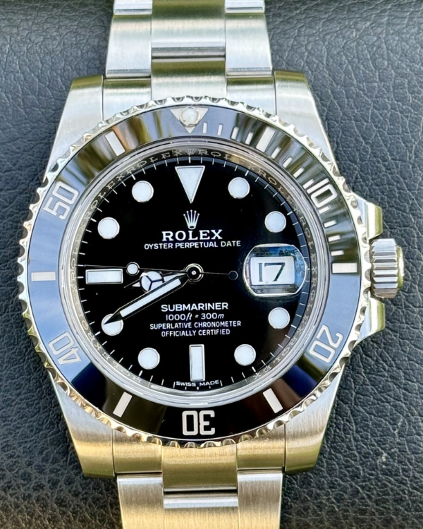 Rolex Submariner Date 40MM Black Dial Oyster Bracelet (116610LN)