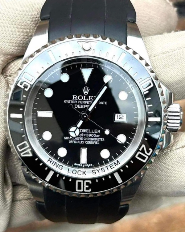 Rolex Sea-Dweller Deepsea 44MM Black Dial Rubber Strap (116660)