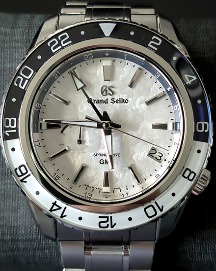 2022 Grand Seiko Sport Collection "Snow Drift" L.E. 44MM White Dial Steel Bracelet (SBGE275G)