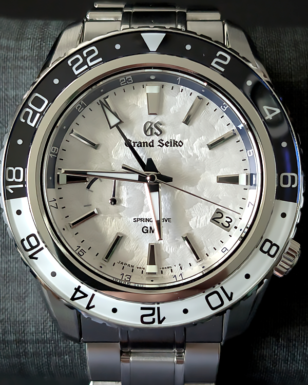 2022 Grand Seiko Sport Collection "Snow Drift" L.E. 44MM White Dial Steel Bracelet (SBGE275G)
