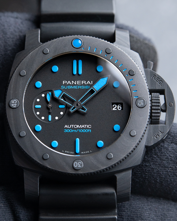 2021 Panerai Luminor Submersible Carbotech Date Black Blue Automatic 42MM (PAM00960)