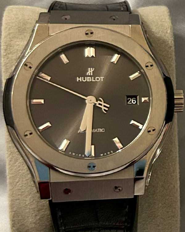 2020 Hublot Classic Fusion 42MM Grey Dial Leather/Rubber Strap (542.NX.7071.LR)