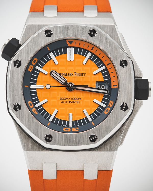 No Reserve - 2017 Audemars Piguet Royal Oak Offshore Diver L.E. 42MM Orange Dial Rubber Strap (15710ST.OO.A070CA.01)