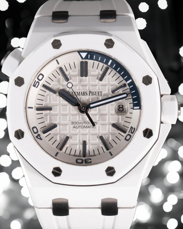 2014 Audemars Piguet Royal Oak Offshore Diver 42MM Silver Dial Rubber Strap (15707CB.OO.A010CA.01)