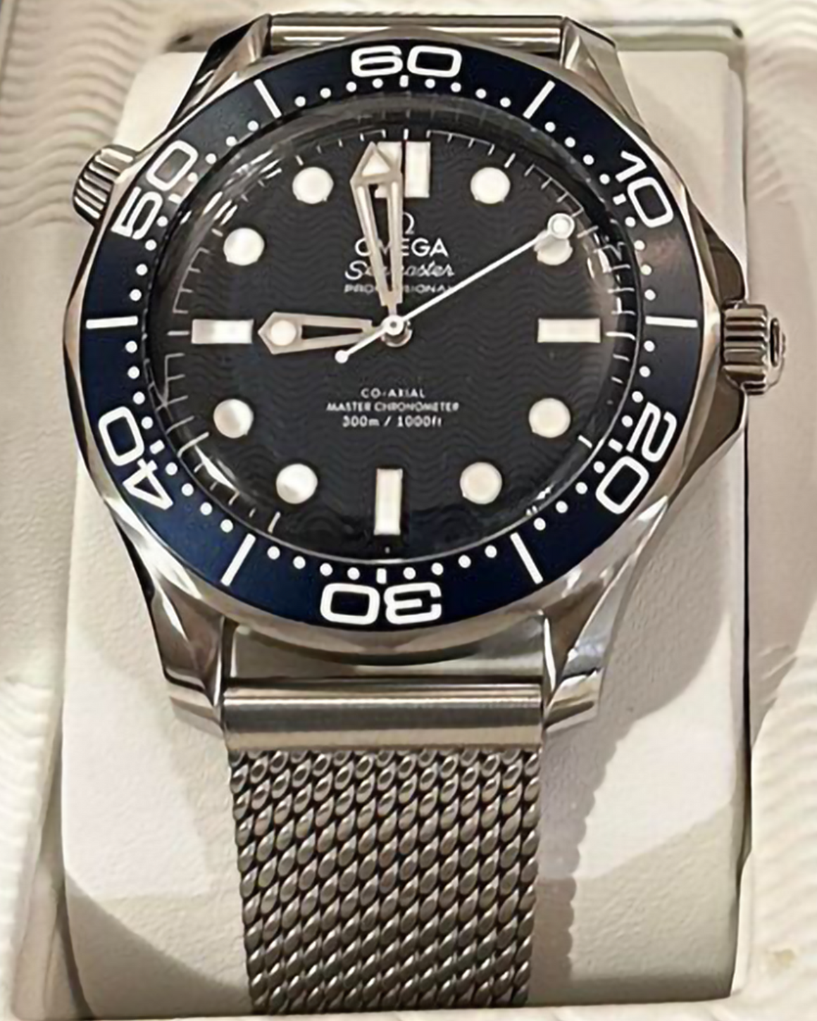 2023 Omega Seamaster Diver 300M James Bond 60th Anniversary Steel Blue Dial (210.30.42.20.03.002)