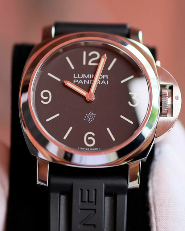 2023 Panerai Luminor Base Logo Steel Black Dial (PAM01086)