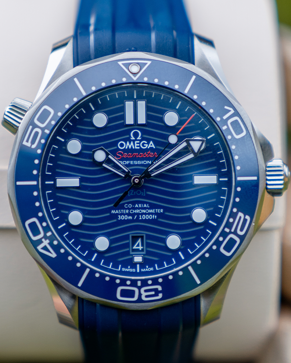 2024 Omega Seamaster Diver 300M 42MM Blue Dial Rubber Strap (210.32.42.20.03.001)