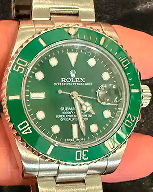 Rolex Submariner Date “Hulk” 40MM Green Dial Oyster Bracelet (116610LV)