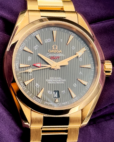 Omega Seamaster Aqua Terra 150M 43MM Grey Dial Rose Gold Bracelet (231.50.43.22.06.002)