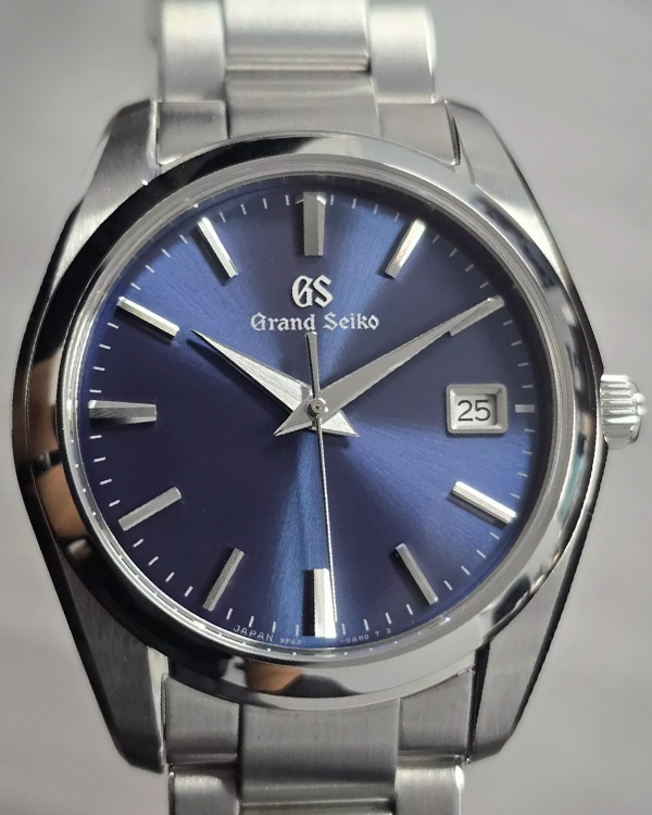 2019 Grand Seiko Heritage Collection 37MM Quartz Blue Dial Steel Bracelet (SBGX265)