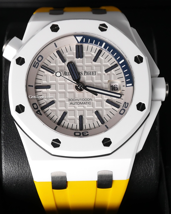 2014 Audemars Piguet Royal Oak Offshore Diver 42MM White Dial Rubber Strap (15707CB)