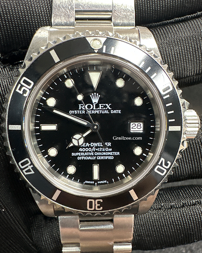 Rolex Sea-Dweller 4000 40MM Black Dial Steel Bracelet (16600)