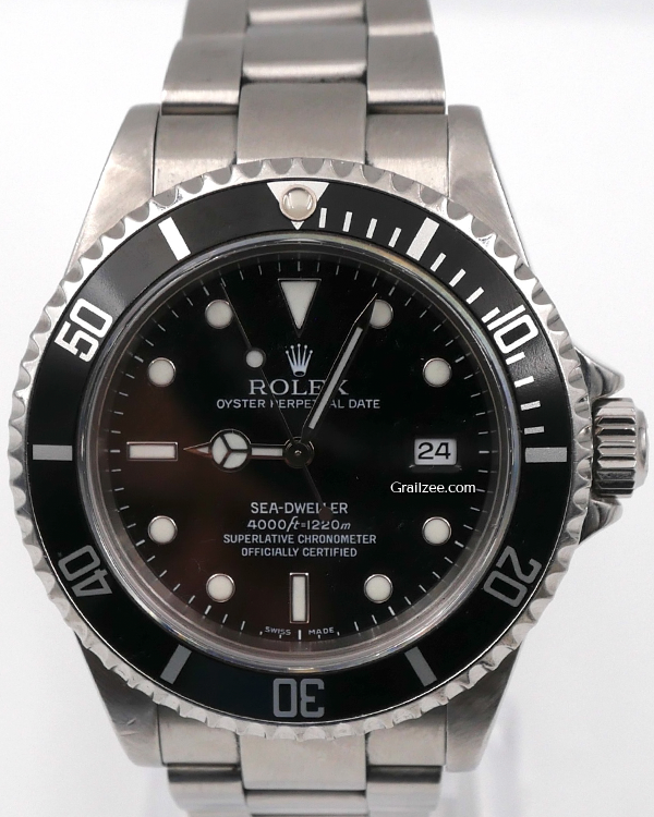 Rolex Sea-Dweller 4000 40MM Black Dial Steel Bracelet (16600)