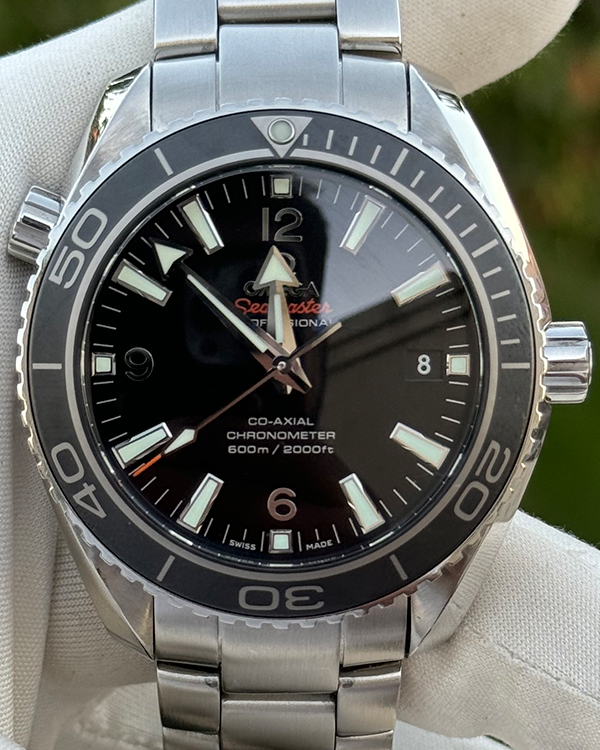 Omega Seamaster Planet Ocean 600M 42MM Black Dial Steel Bracelet (232.30.42.21.01.006)