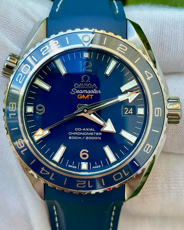 Omega Seamaster Planet Ocean GMT 43.5MM Blue Dial Rubber Strap (232.92.44.22.03.001)