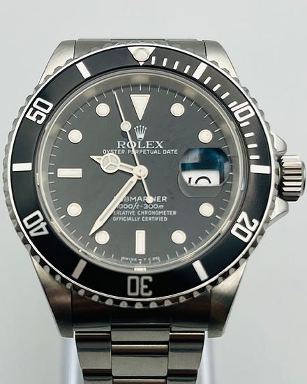 Rolex Submariner Date 40MM Black Dial Oyster Bracelet (16610)
