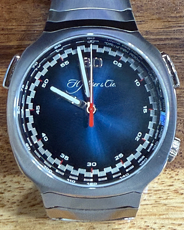 2023 H. Moser & Cie Streamliner Flyback Chronograph 42.3MM Blue Dial Steel Bracelet (6902-1201)