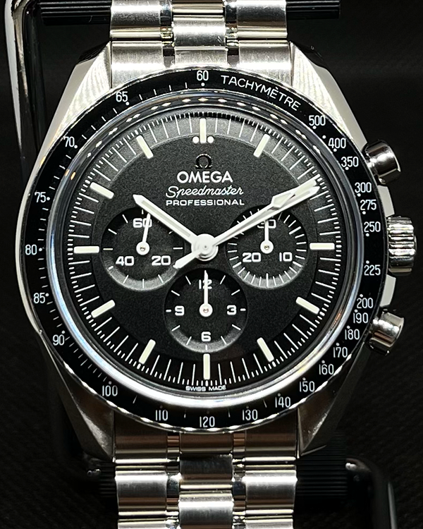 2021 Omega Speedmaster Professional Moonwatch 42MM Black Dial Steel Bracelet (310.30.42.50.01.002)