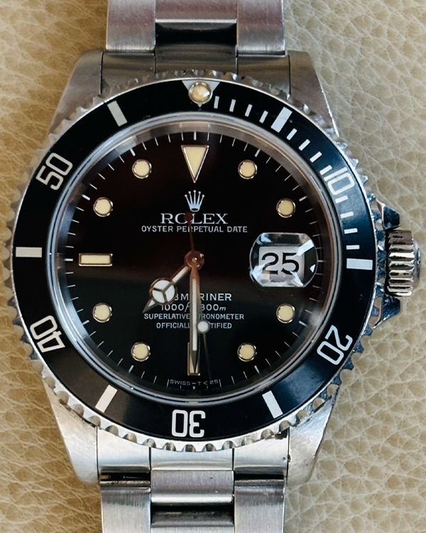 Rolex Submariner Date 40MM Black Dial Oyster Bracelet (16610)