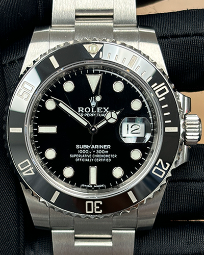 Rolex Submariner Date 40MM Black Dial Oyster Bracelet (116610)