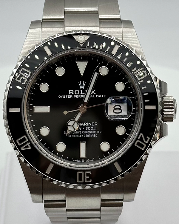 Rolex Submariner Date 41MM Black Dial Oyster Bracelet (126610)