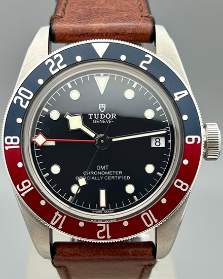 No Reserve - 2019 Tudor Black Bay GMT "Pepsi" 41MM Black Dial Leather Strap (79830RB)