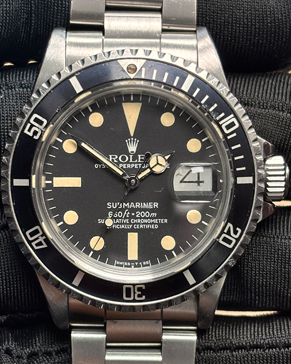 Rolex Submariner Date 40MM Black Dial Oyster Bracelet (1680)