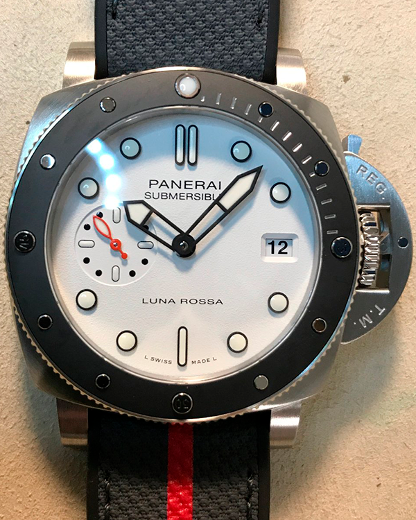 2024 Panerai Submersible Luna Rossa 42MM White Dial Rubber/Textile Strap (PAM01579)